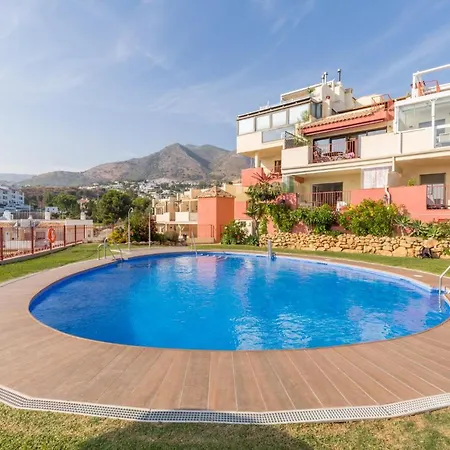 2 Bed Apartment, Big Terrace, Pool, Views + Beach! Apartament *