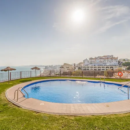 Apartment 2 Bed Apartment, Big Terrace, Pool, Views + Beach! Benalmadena