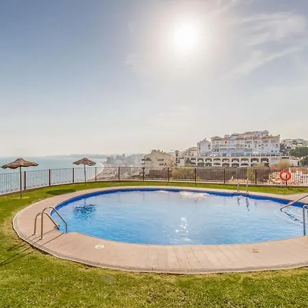 2 Bed Apartment, Big Terrace, Pool, Views + Beach! Benalmadena